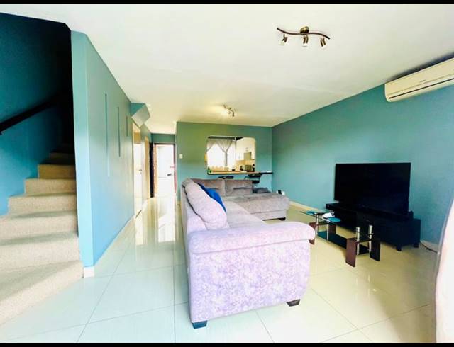 3 BEDROOM APARTMENT FOR SALE IN RESERVOIR HILLS